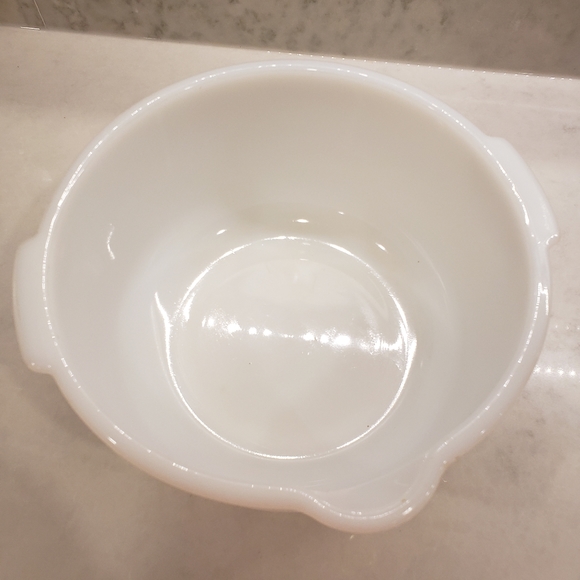 White Glasbake size 14 mixing bowl with spout for Sunbeam mixer - Picture 2 of 6